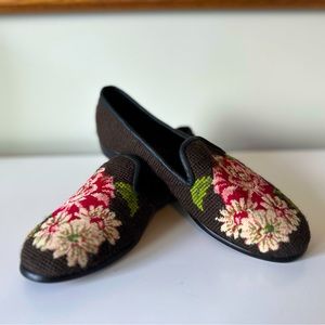 By Paige Needlework Women’s Loafer